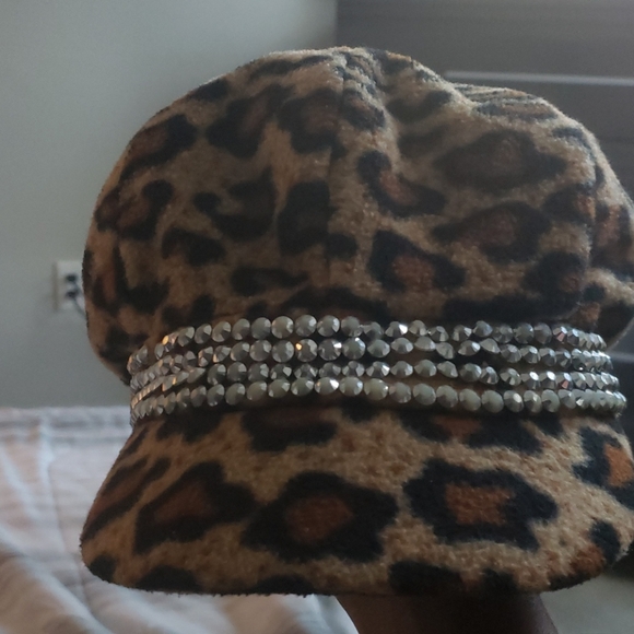 Accessories - Cheetah hat w/rhinestone